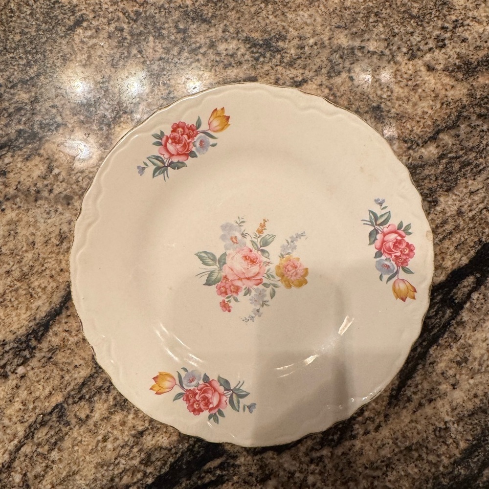 Vintage Floral Ceramic salad Plate - Picture 2 of 4